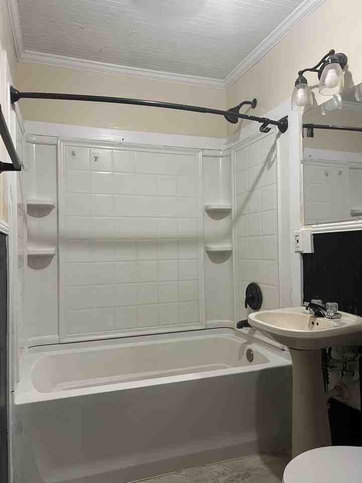 108 Azalea Dr - Photo 6 of 10