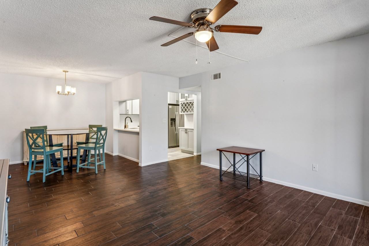 3232 Lake Pine Way E #H2 - Photo 5 of 38