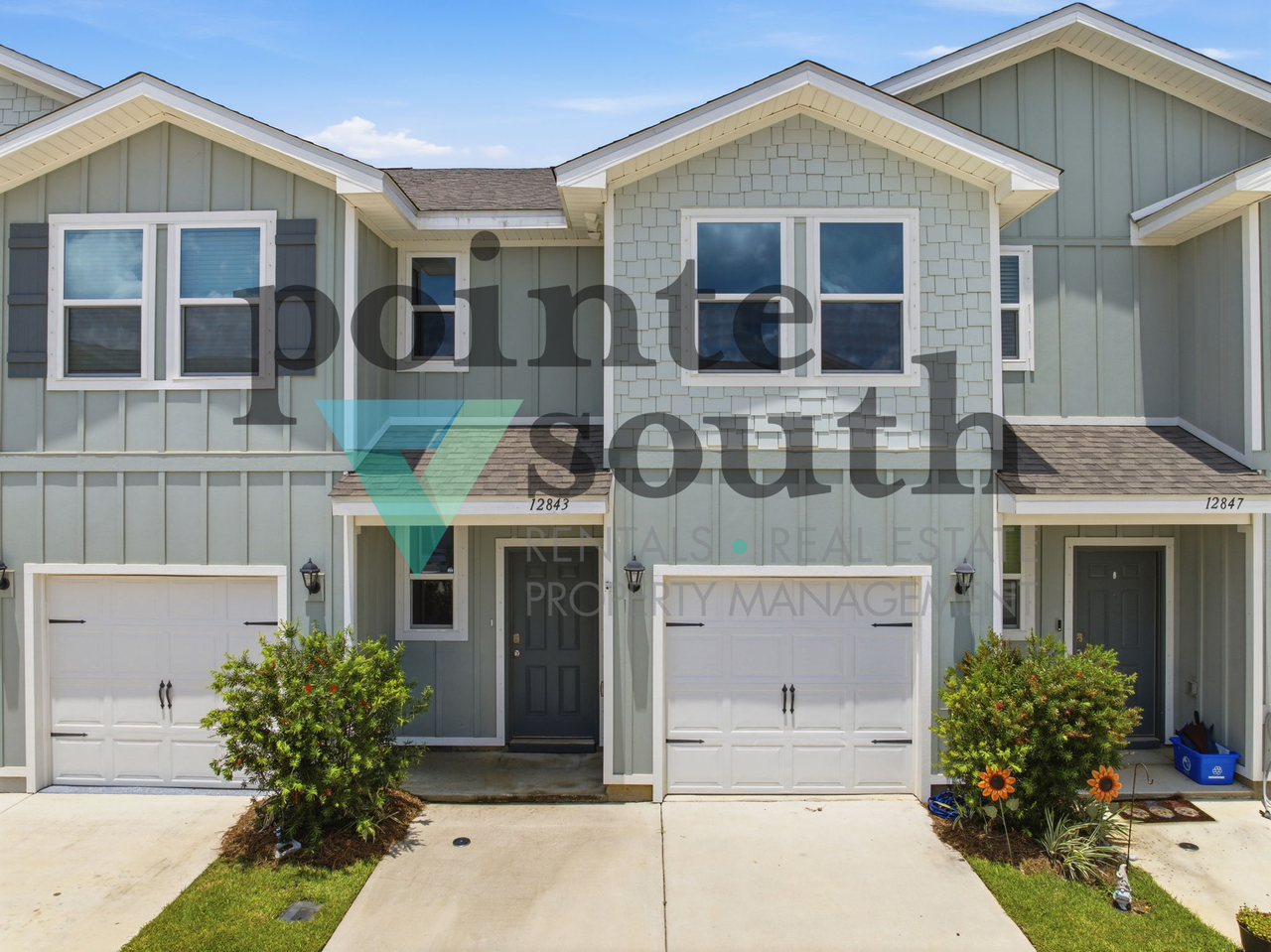 12843 Philadelphia Blvd - Photo 2 of 31