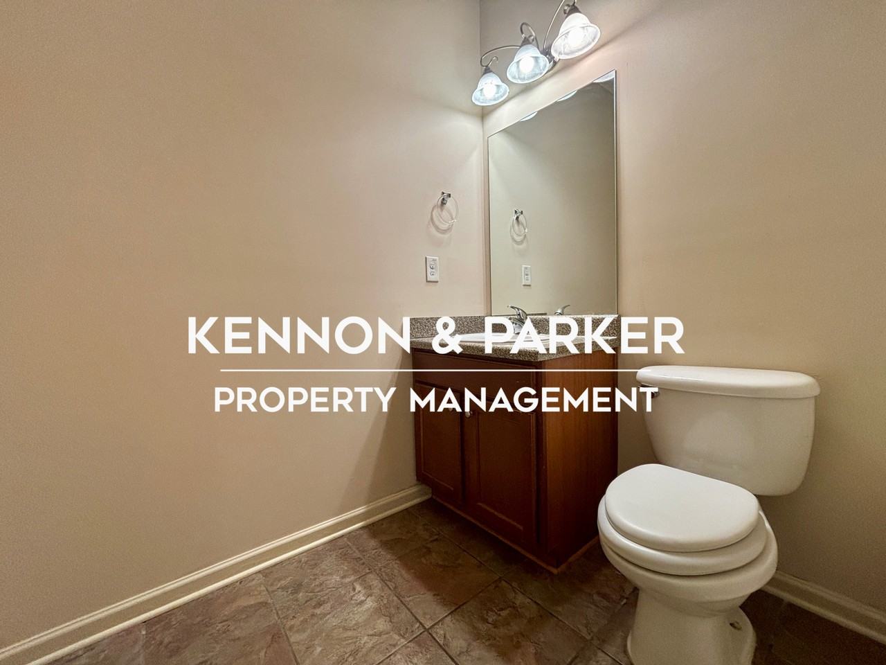 108 Blue Spruce Dr - Photo 3 of 32