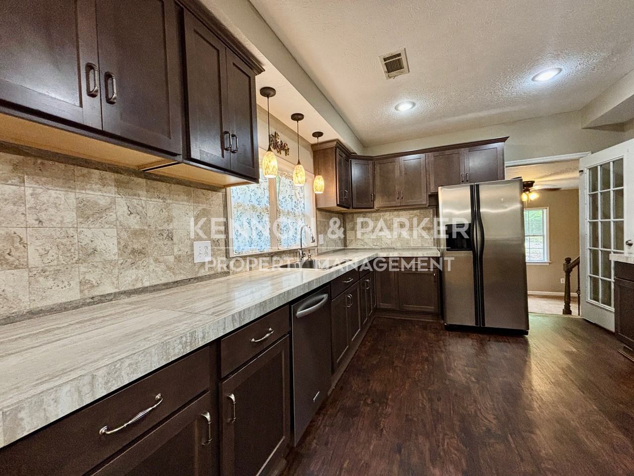 503 Lake Condy Rd - Photo 3 of 23