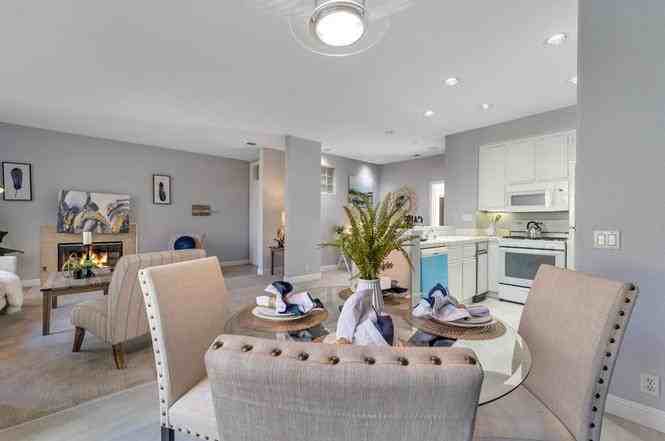440 Navaro Pl - Photo 3 of 30