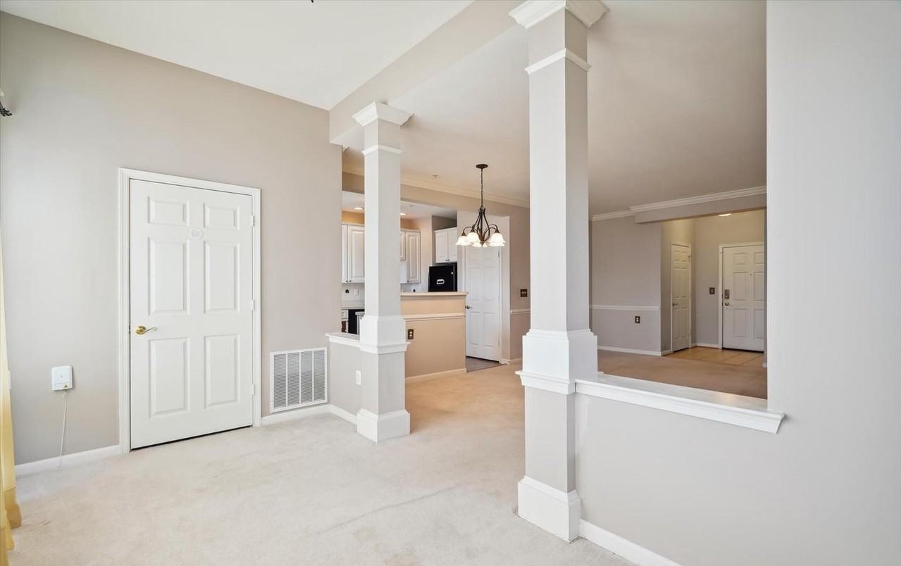 1 Cameron Grove Blvd - Photo 2 of 13