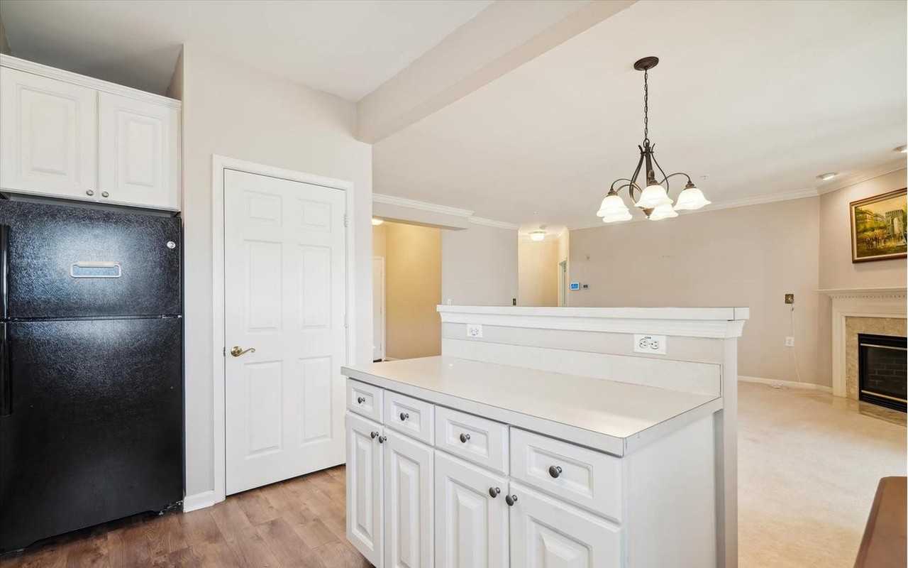 1 Cameron Grove Blvd - Photo 3 of 13