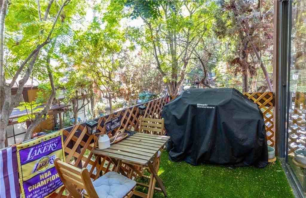 14081 Bayside Dr - Photo 7 of 21
