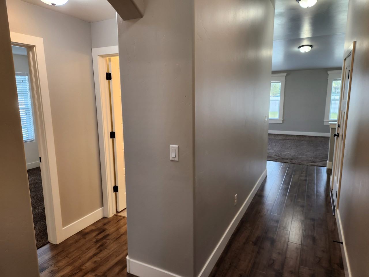 4048 Madina St - Photo 4 of 14