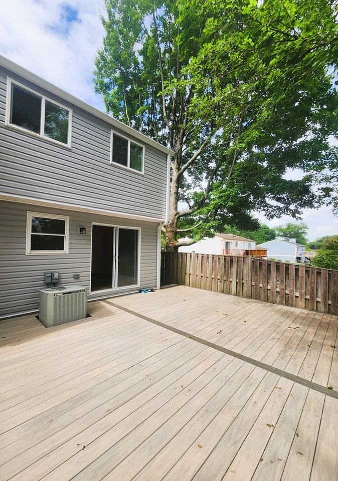 13527 Duhart Rd - Photo 3 of 12