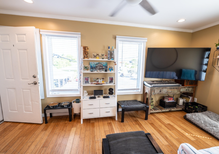 1124 Catherine St #201 - Photo 4 of 8