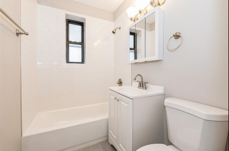1119 Ocean Pkwy #2A - Photo 2 of 9