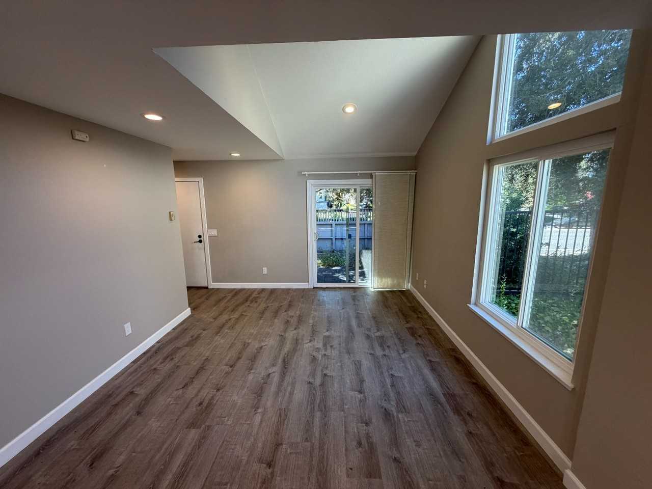 618 S Fair Oaks Ave - Photo 4 of 17