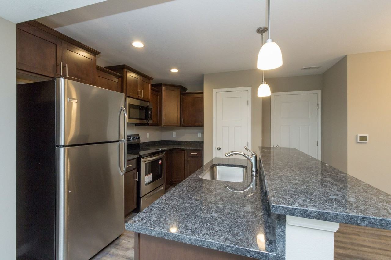 Delavan Townhomes - Photo 6 of 24