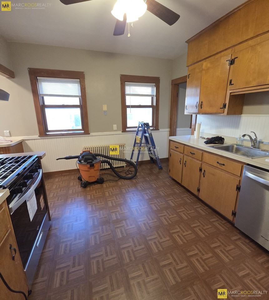 Hoyle St #6 - Photo 2 of 22