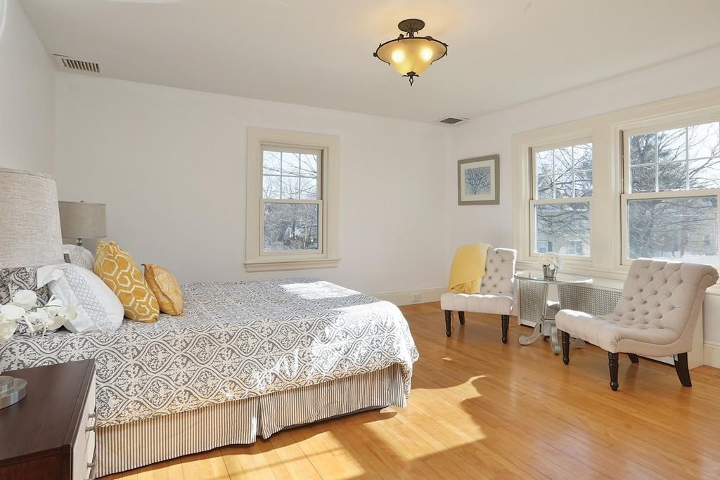16 Ballard St - Photo 6 of 8