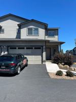 featured image of 944 Ne Paula Dr