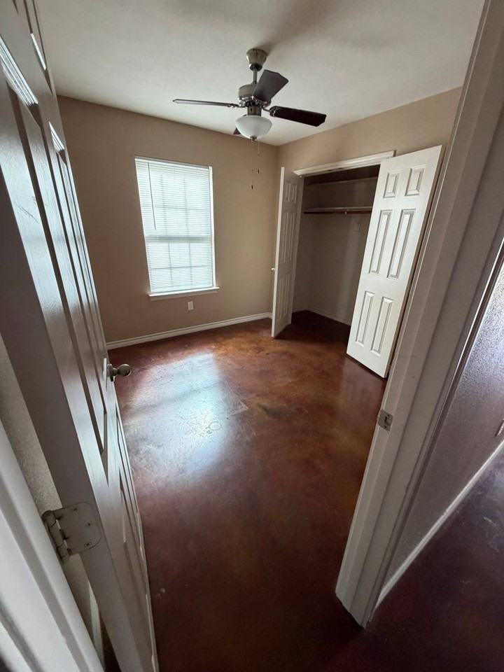 5596 5596 Sycamore St - Photo 6 of 13