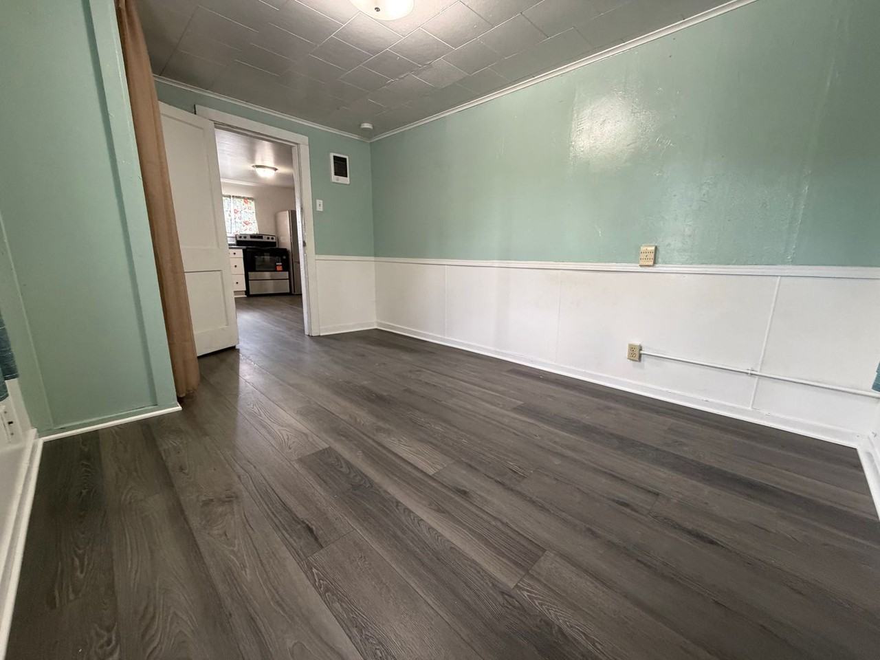 785 Park Hill Ln - Photo 6 of 13