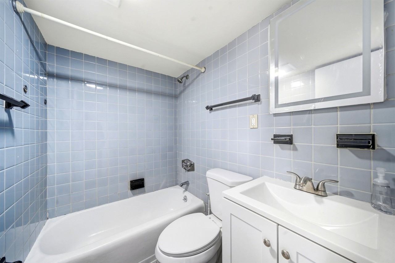 1480 Commonwealth Ave #10 - Photo 5 of 15