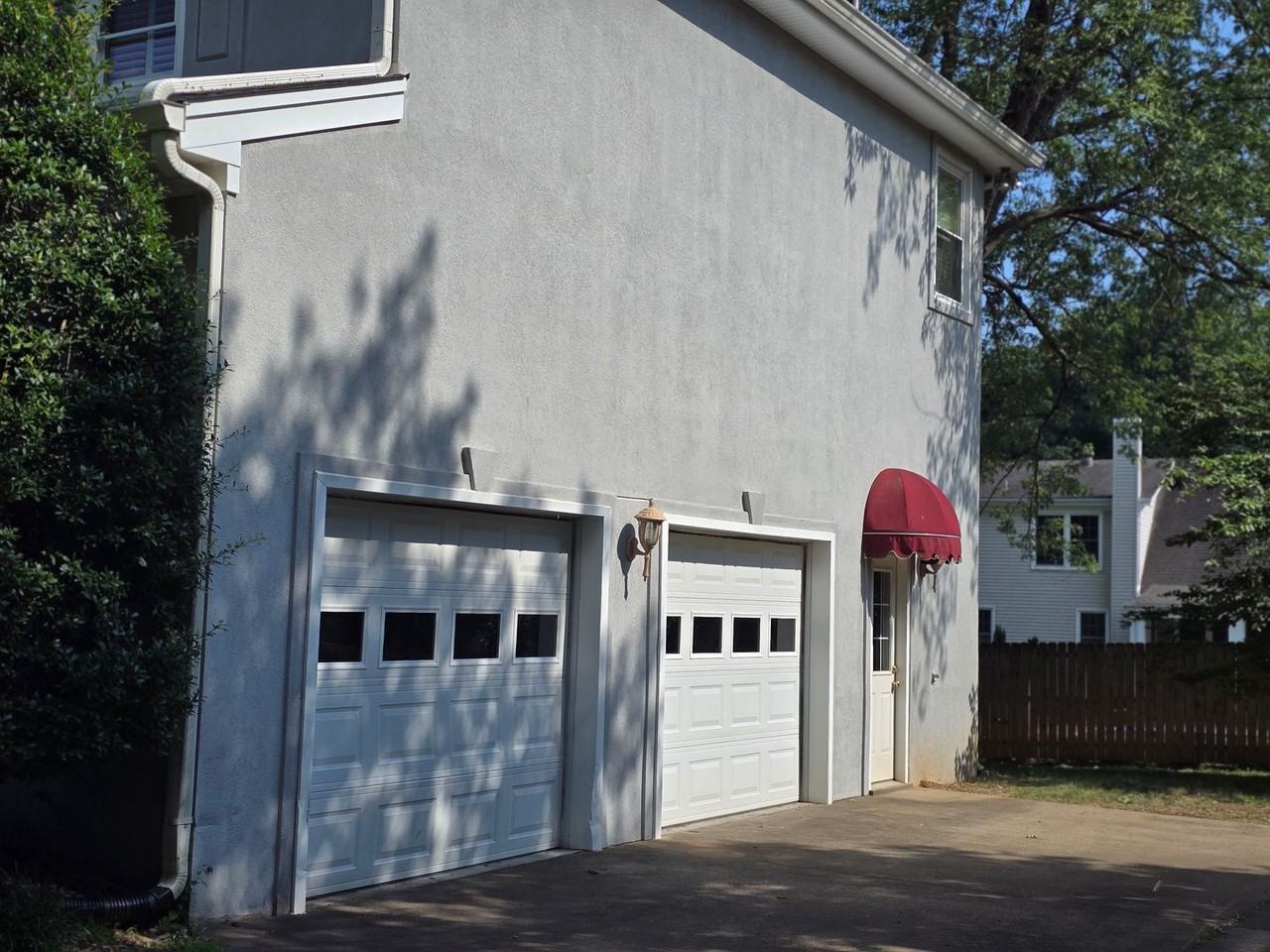2710 Runnymeade Dr - Photo 4 of 18