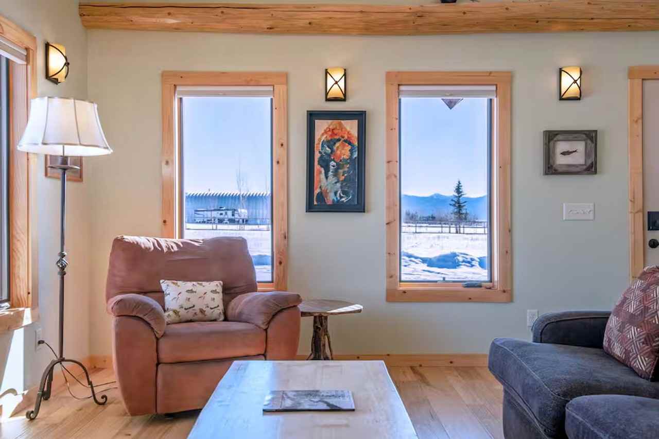 5077 Pine Dr - Photo 7 of 39