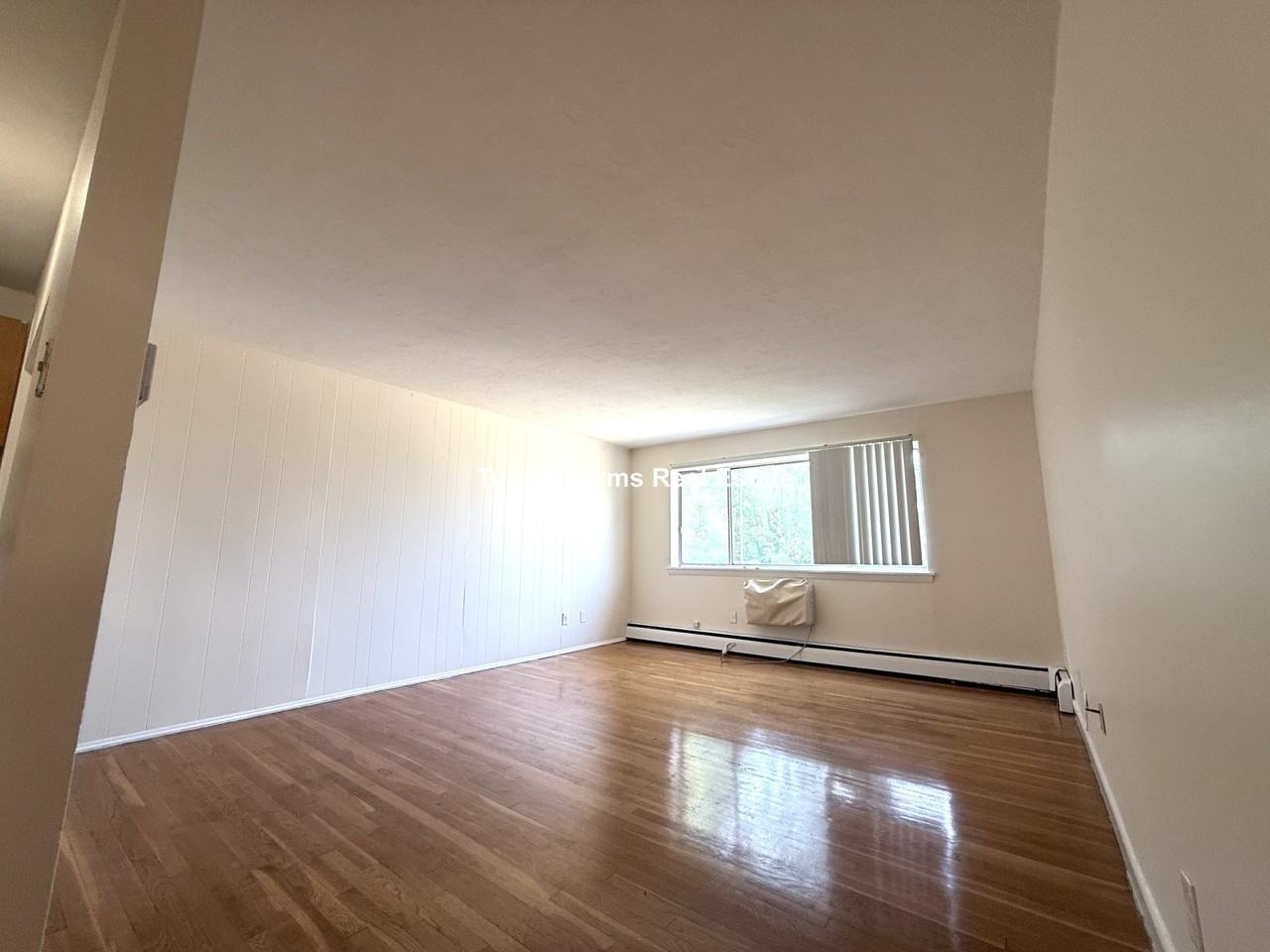 Gardner St #35 - Photo 5 of 16