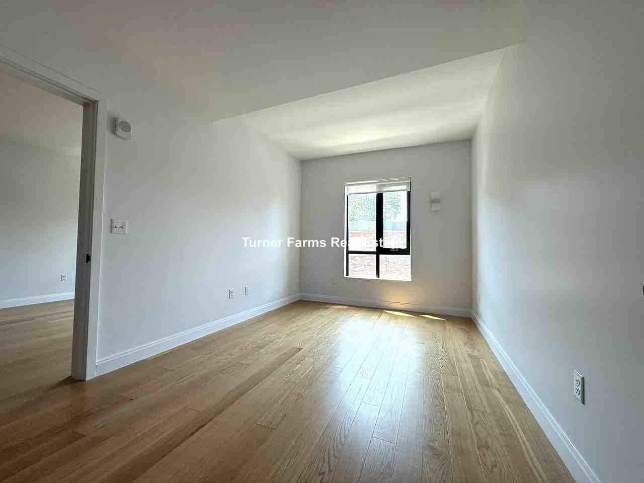 Gardner St #306 - Photo 2 of 12