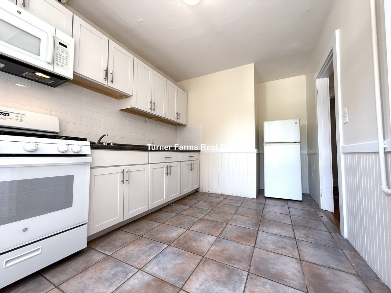 Cambridge St #4A - Photo 2 of 18
