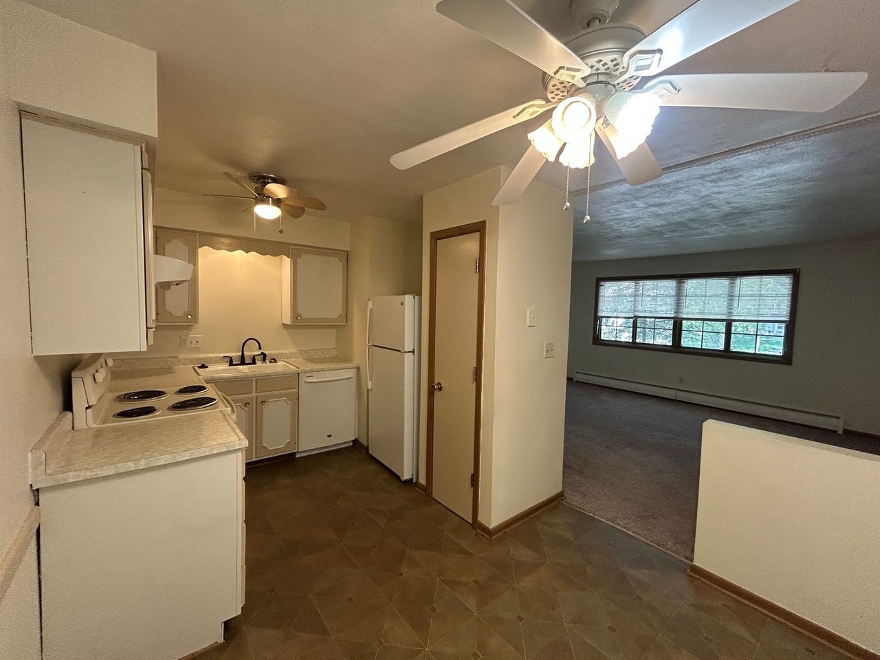 3532 60th Street - Photo 5 of 25