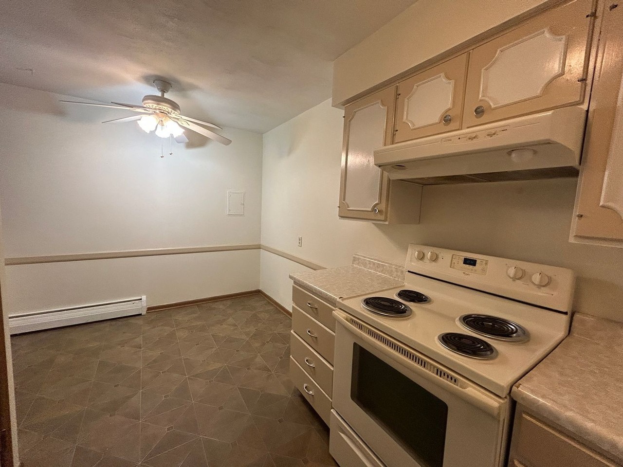 3532 60th Street - Photo 6 of 25