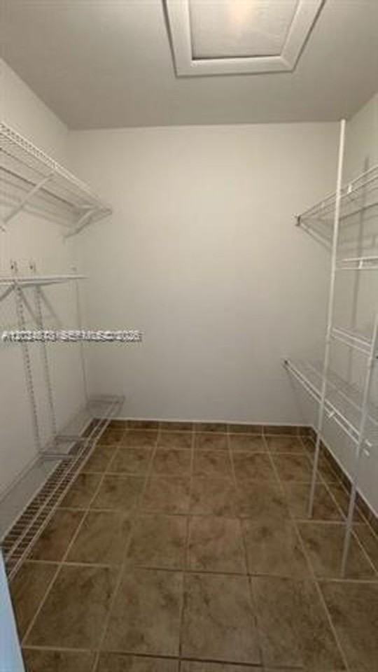 746 Nw 105th Pl #A6 - Photo 2 of 18