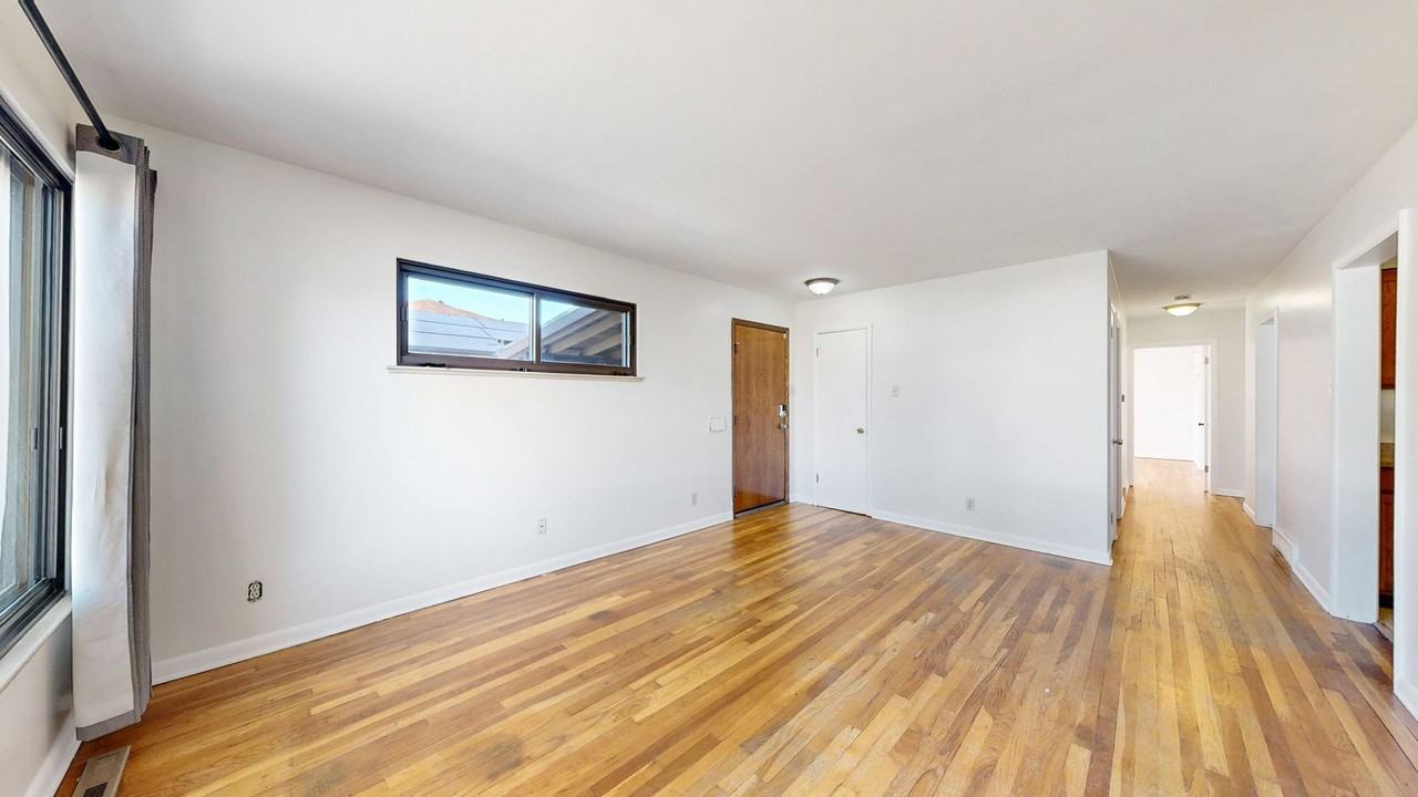2220 Ironton St - Photo 7 of 25