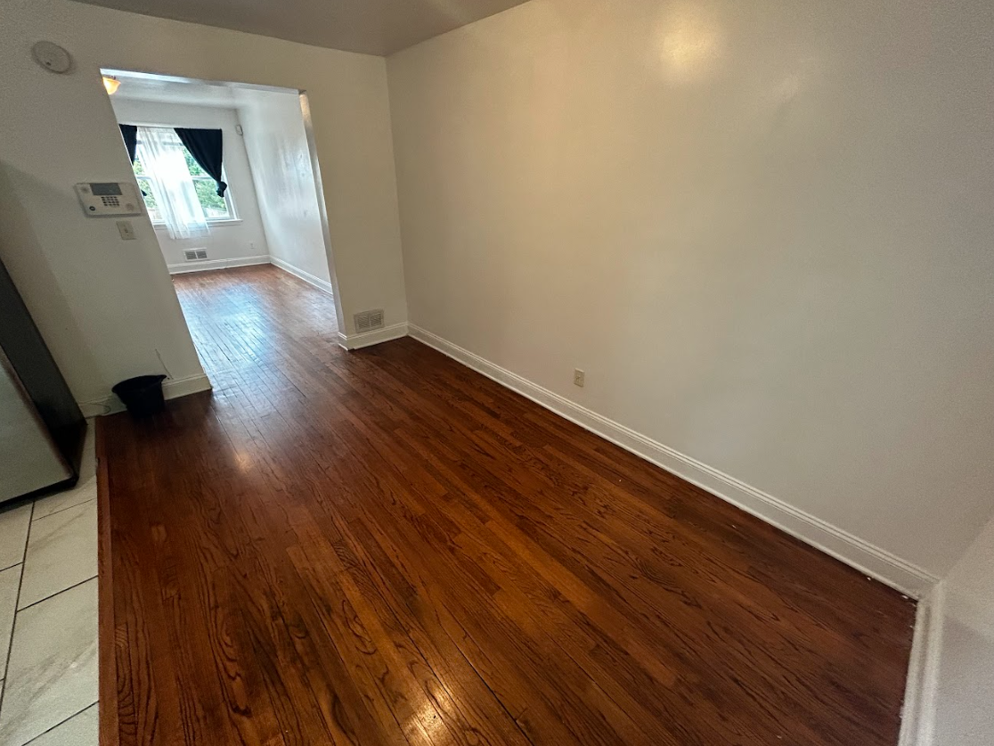830 Montpelier Street - Photo 3 of 19