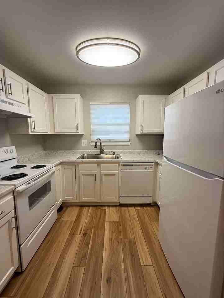 350 S Estes St #B - Photo 2 of 39