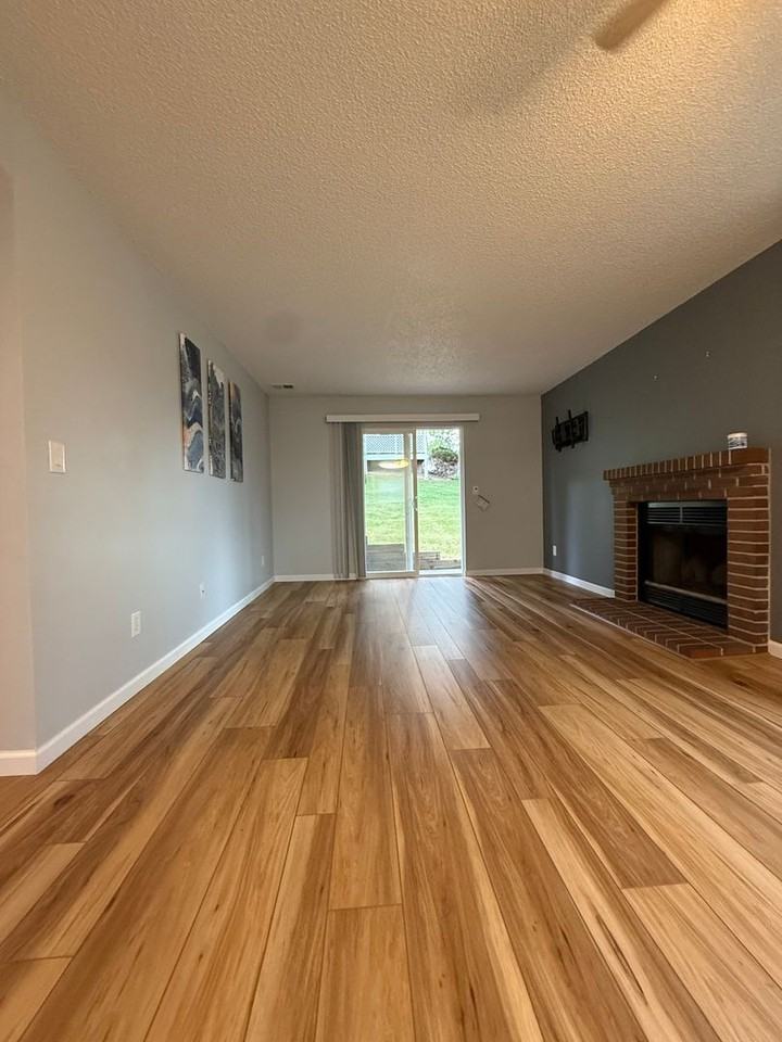 350 S Estes St #B - Photo 6 of 39