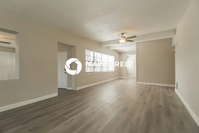 3007 Tampico Dr - Photo 5 of 16