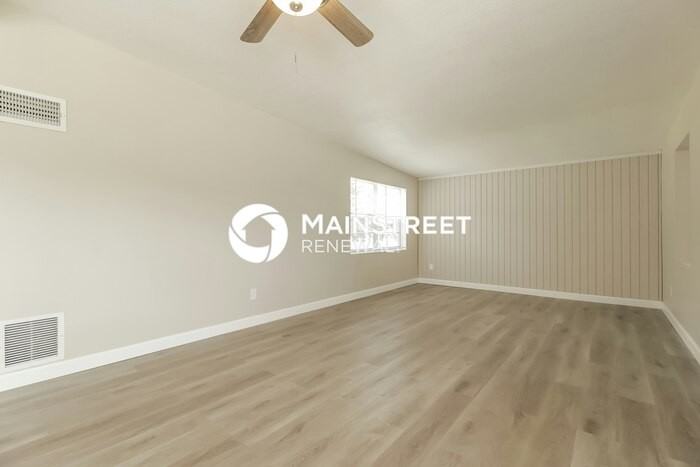 3007 Tampico Dr - Photo 6 of 16