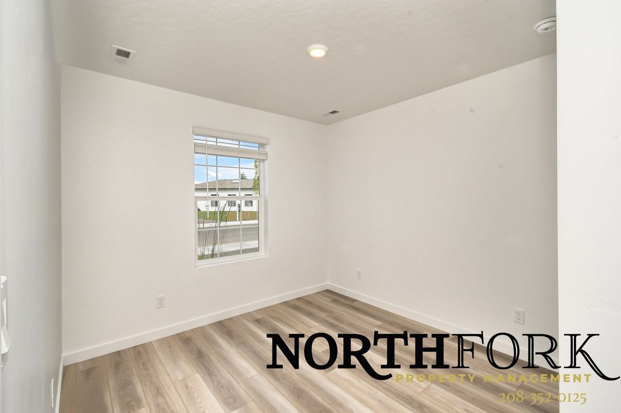 3401 S Tamayo Pl - Photo 7 of 13