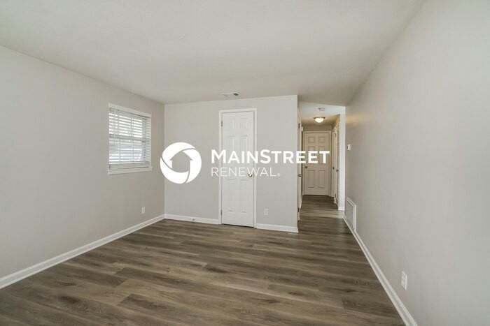5414 Robinwood Rd - Photo 5 of 16