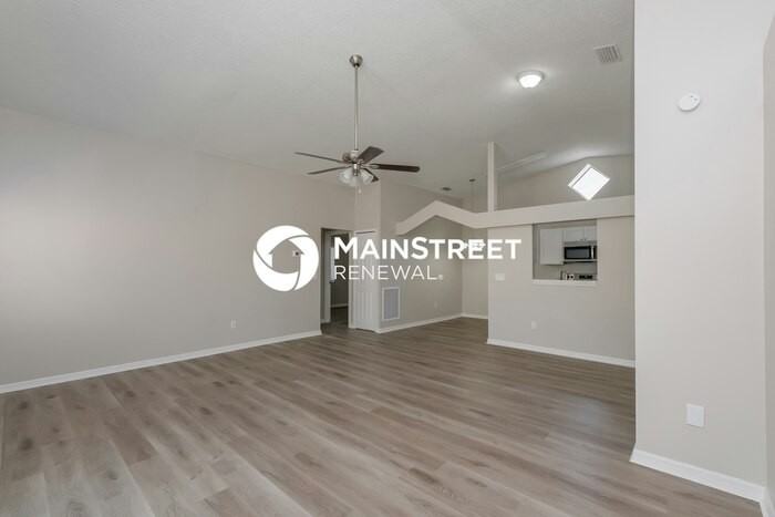 13404 Laraway Dr - Photo 5 of 16