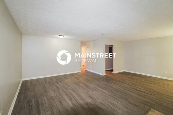 3548 Satellite Blvd - Photo 3 of 23