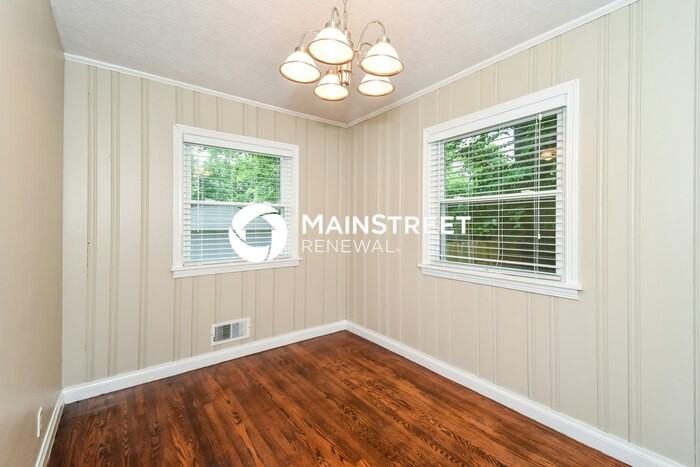 7404 Michael Dr - Photo 6 of 17