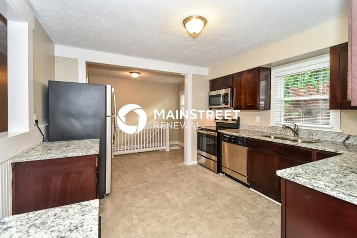 7404 Michael Dr - Photo 7 of 17