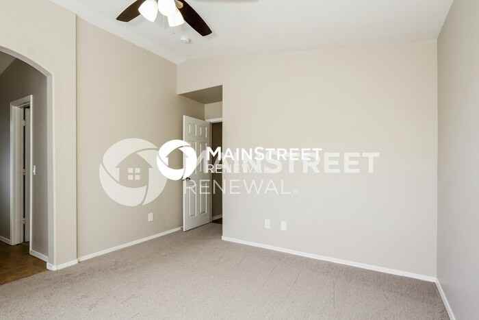 8815 W Manzanita Dr - Photo 7 of 15