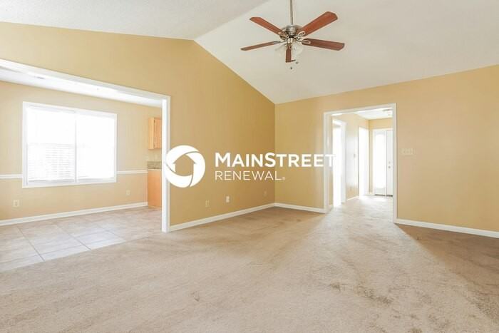 210 Haven Grove Trl - Photo 4 of 16