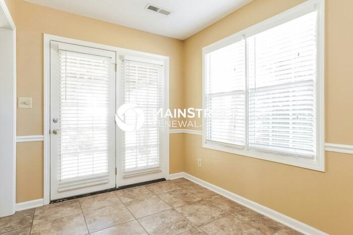 210 Haven Grove Trl - Photo 7 of 16