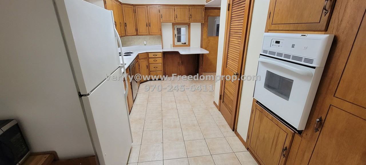 2910 Patterson Rd - Photo 3 of 13