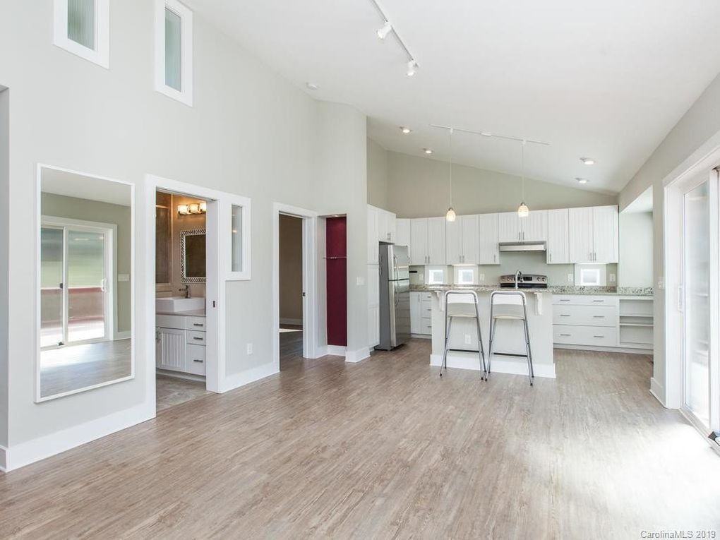 6 Wyatt St - Photo 3 of 20
