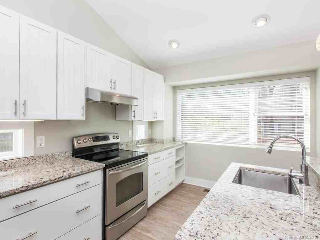 6 Wyatt St - Photo 6 of 20