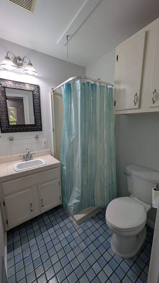 120 Pershing Rd - Photo 3 of 15