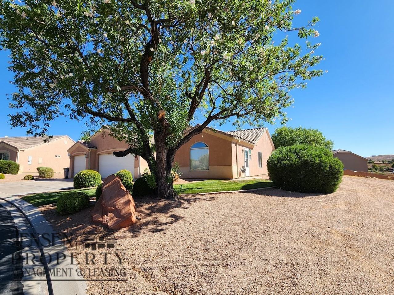 1630 E 2450 S #216 - Photo 3 of 30