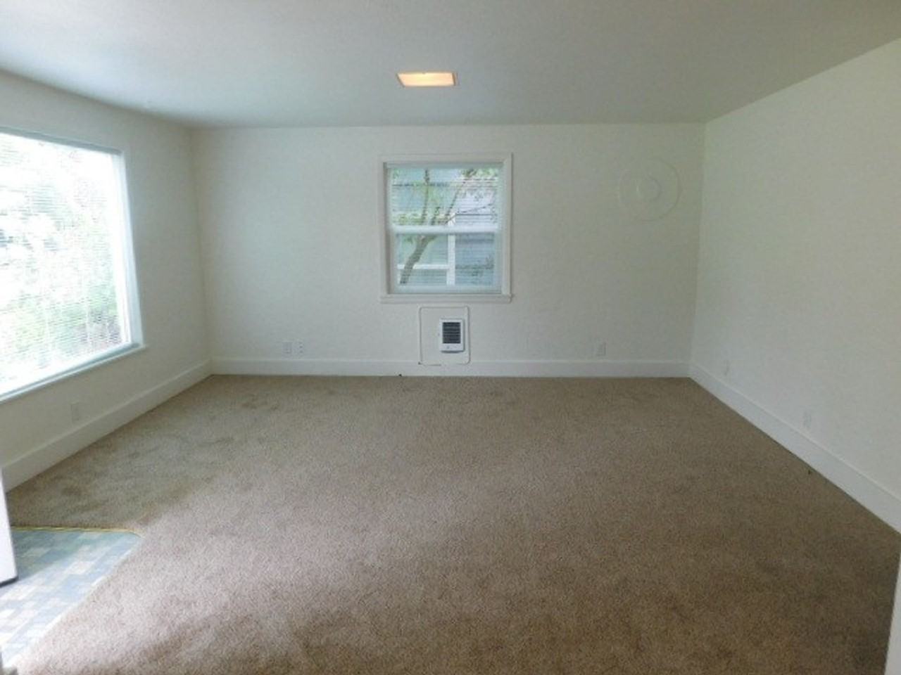 800 Rosemont Ave Nw - Photo 5 of 16